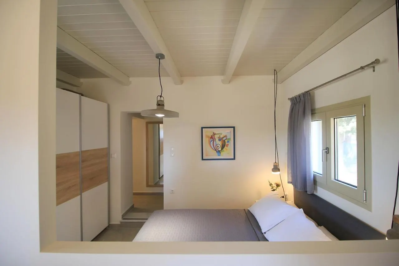 Ponderosa Villa Lixouri