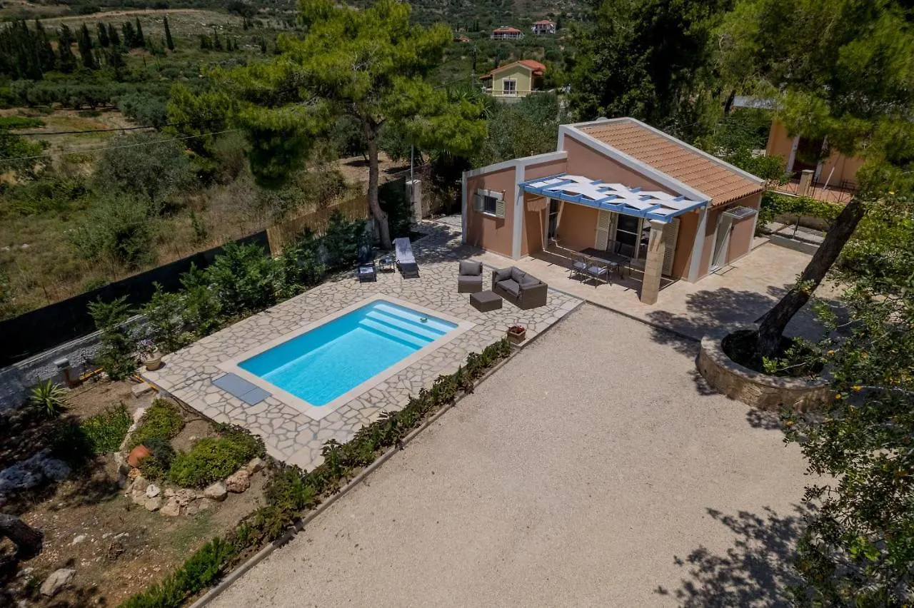 Ponderosa Villa Lixouri