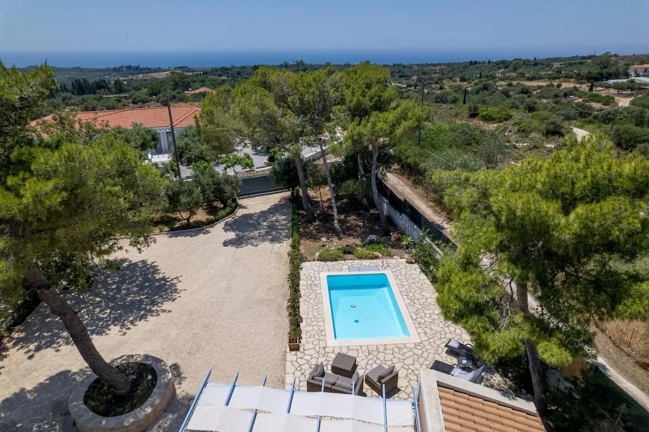 Ponderosa Villa Lixouri